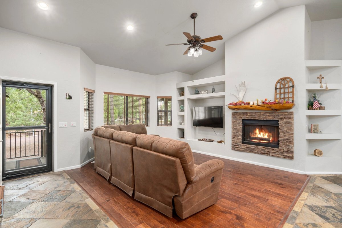 Living room & kitchen, photo 5